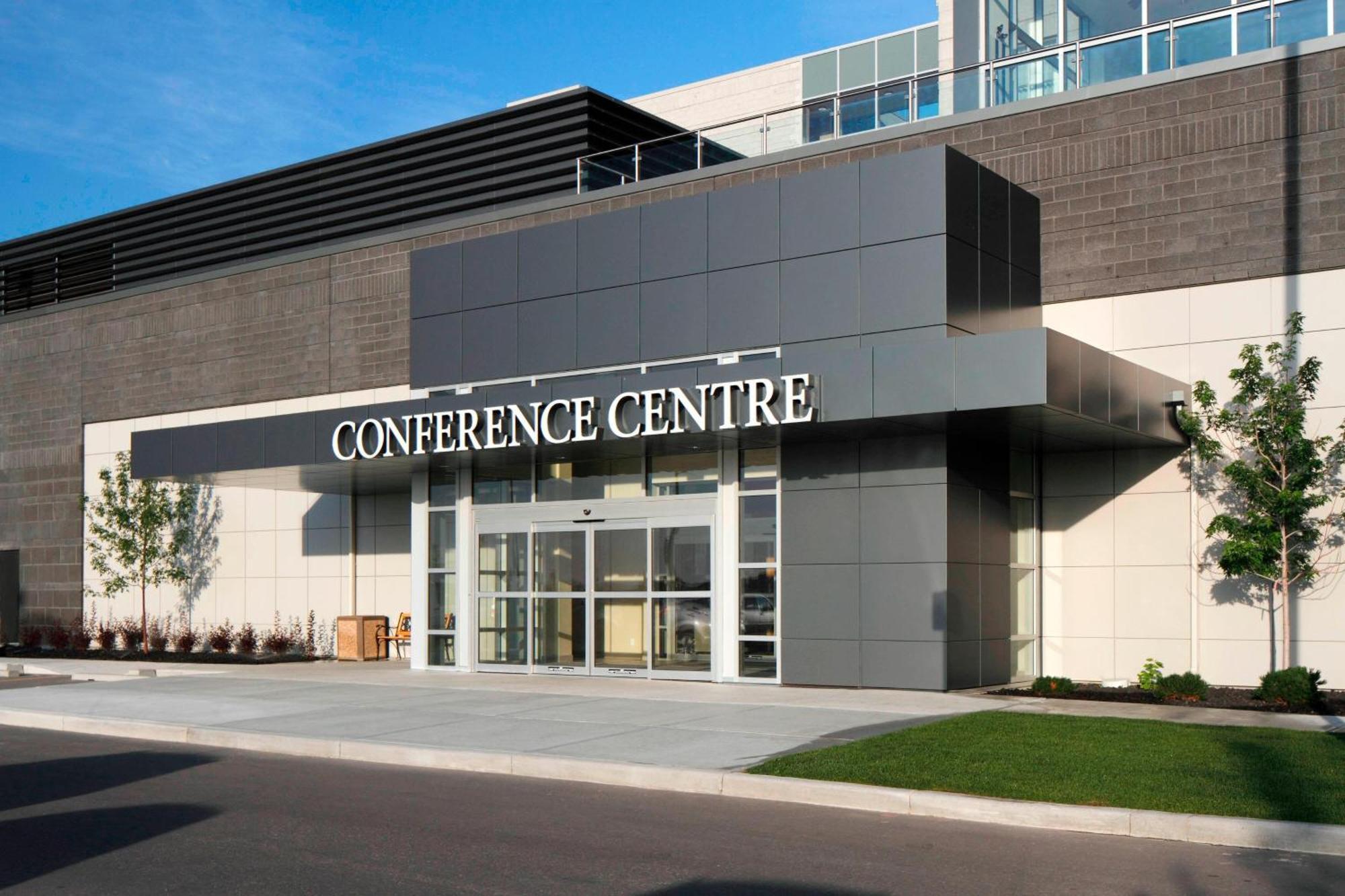 Hotel Courtyard By Marriott Calgary Airport Extérieur photo